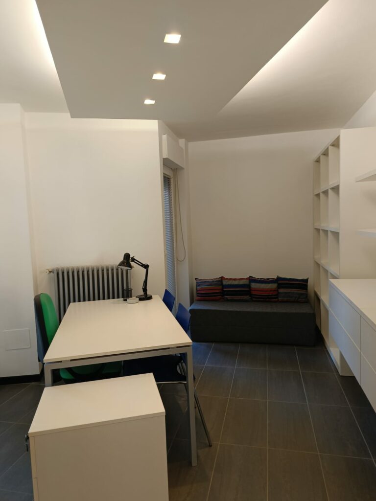 WhatsApp Image 2025-10-08 at 09.44.45 (2)