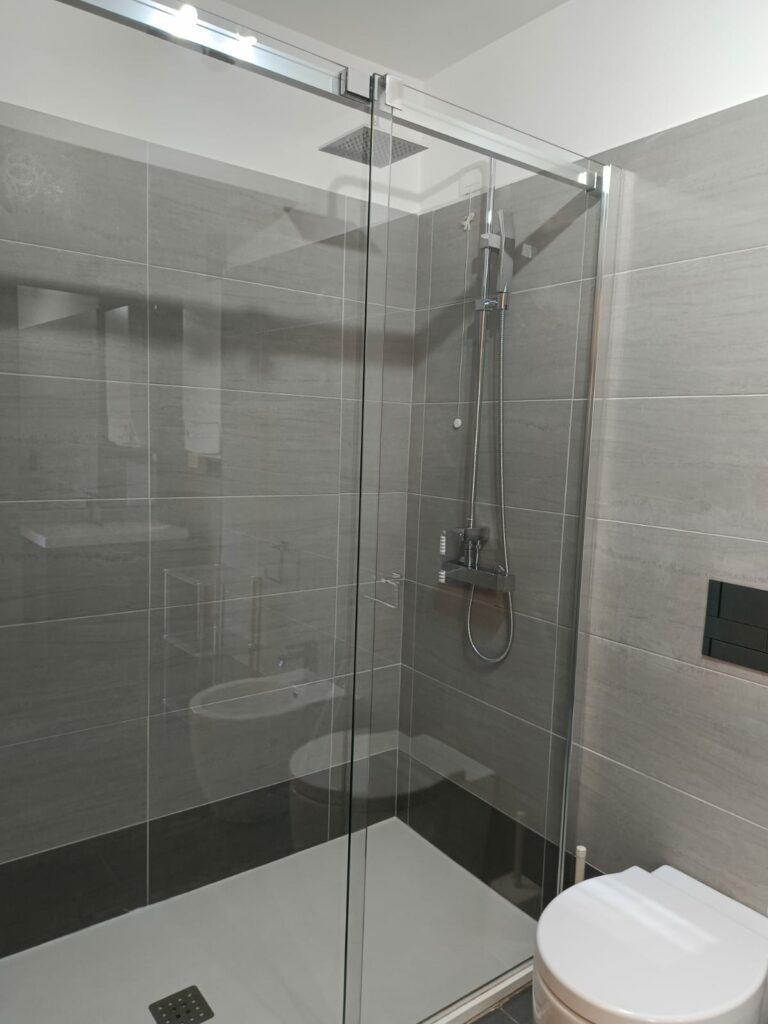 WhatsApp Image 2025-10-08 at 09.44.46 (1)