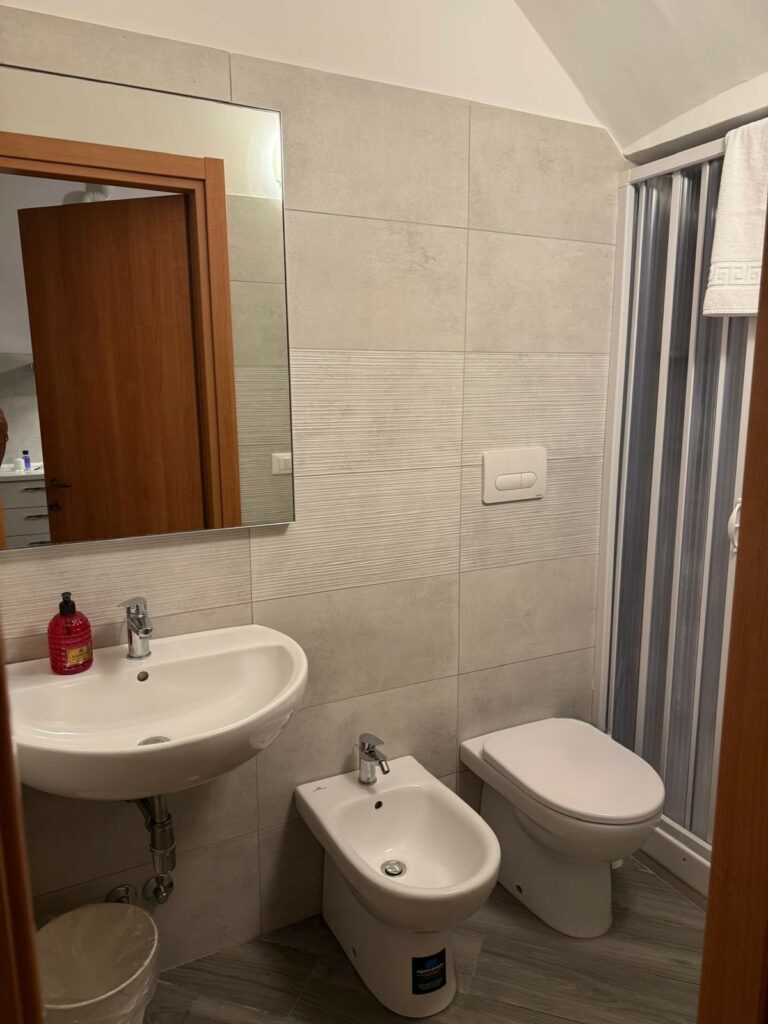 WhatsApp Image 2025-10-22 at 16.02.23 (2)