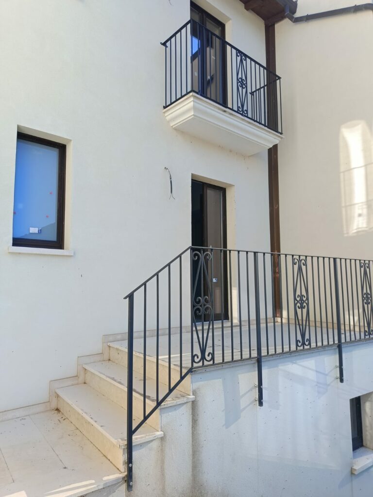 WhatsApp Image 2025-11-05 at 10.03.46 (1)