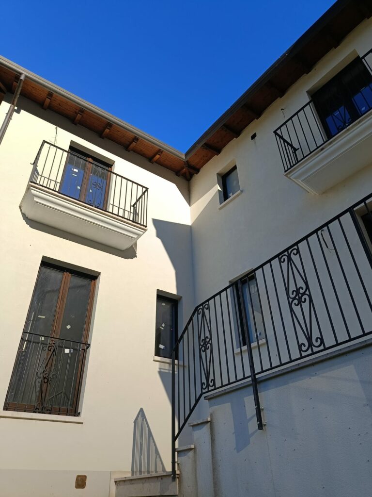 WhatsApp Image 2025-11-05 at 10.03.46 (2)